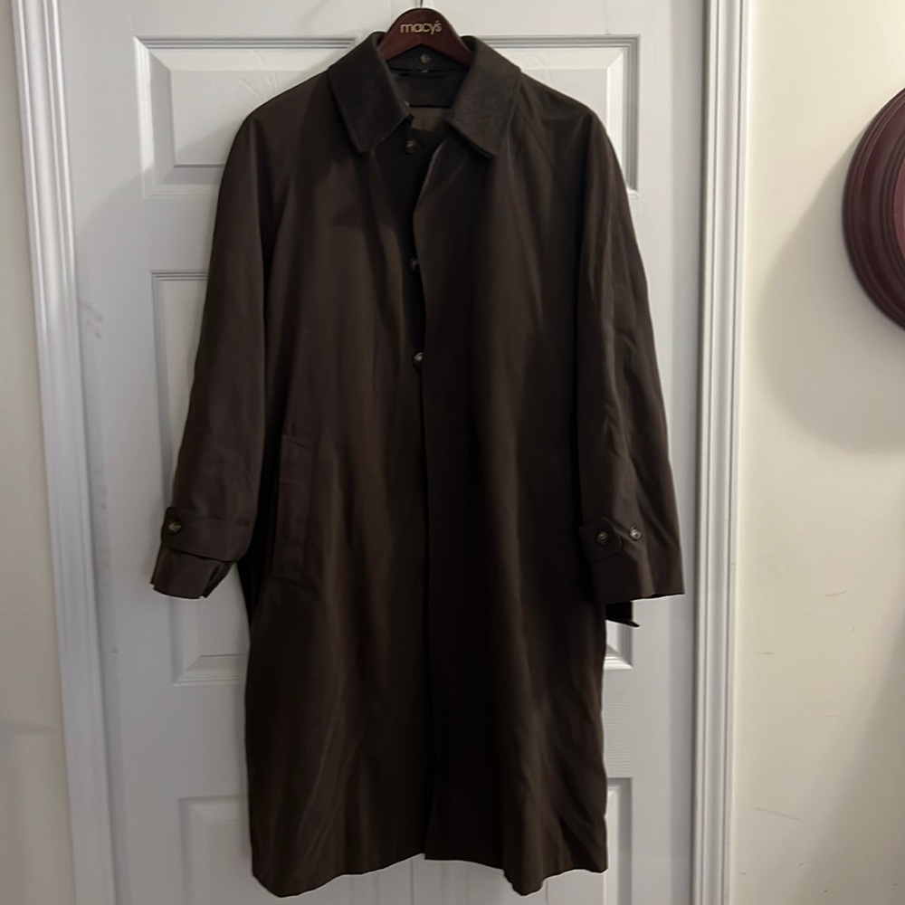 Lauren, Ralph Lauren trench coat 3/4 length size 40R